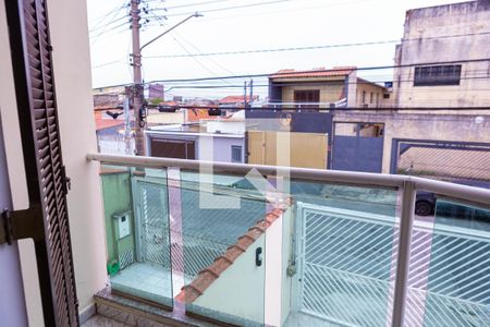 Casa à venda com 87m², 2 quartos e 3 vagas Casa à venda com 87m², 2 quartos e 3 vagasVaranda do Quarto 2