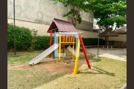 Apartamento à venda com 52m², 2 quartos e 1 vaga Apartamento à venda com 52m², 2 quartos e 1 vagaPlayground