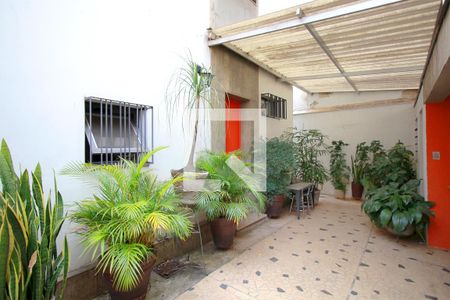 Casa à venda com 174m², 5 quartos e 4 vagasVaranda