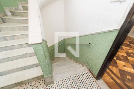 Apartamento à venda com 67m², 3 quartos e sem vaga Apartamento à venda com 67m², 3 quartos e sem vagaÁrea comum - Escadas