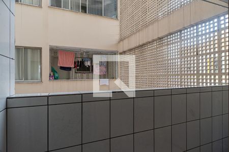 Apartamento à venda com 72m², 2 quartos e sem vaga Apartamento à venda com 72m², 2 quartos e sem vagaÁrea de Serviço