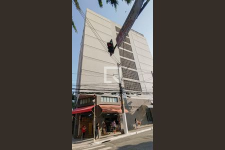 Apartamento à venda com 72m², 2 quartos e sem vaga Apartamento à venda com 72m², 2 quartos e sem vagaFachada