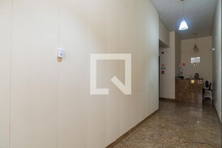 Apartamento à venda com 72m², 2 quartos e sem vaga Apartamento à venda com 72m², 2 quartos e sem vagaÁrea comum - Hall Social/Portaria