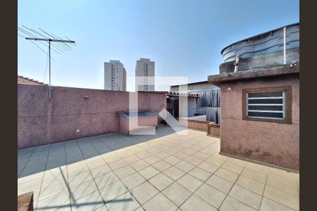 Casa à venda com 250m², 3 quartos e 4 vagas Casa à venda com 250m², 3 quartos e 4 vagasQuintal