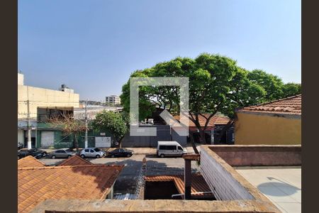 Casa à venda com 250m², 3 quartos e 4 vagas Casa à venda com 250m², 3 quartos e 4 vagasVista