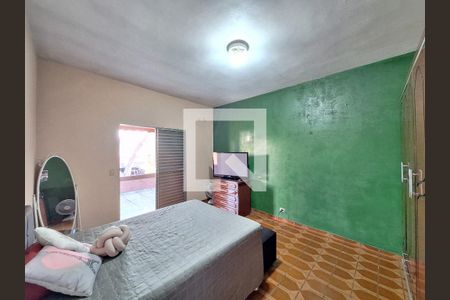 Casa à venda com 250m², 3 quartos e 4 vagas Casa à venda com 250m², 3 quartos e 4 vagasQuarto 1