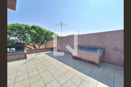 Casa à venda com 250m², 3 quartos e 4 vagas Casa à venda com 250m², 3 quartos e 4 vagasQuintal