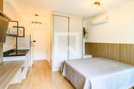 Sala/Quarto de kitnet/studio para alugar com 1 quarto, 27m² em Jardim das Acacias, São Paulo