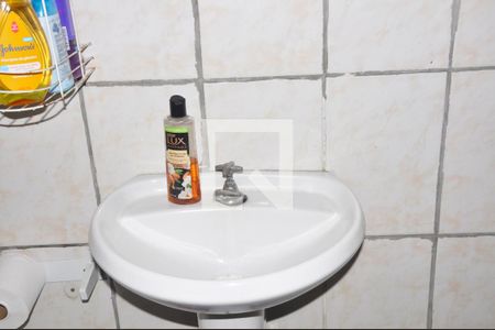 Casa à venda com 150m², 3 quartos e 2 vagasCasa 02 - Banheiro Social