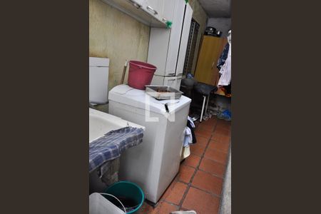 Casa à venda com 150m², 3 quartos e 2 vagasCasa 02 - Área de Serviço