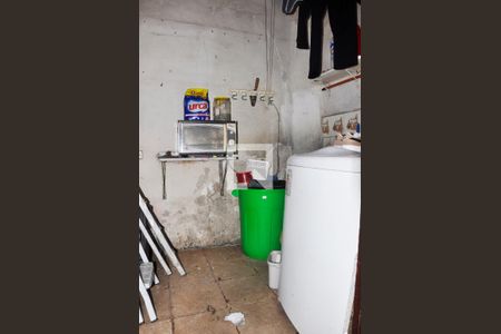 Casa à venda com 150m², 3 quartos e 2 vagasCasa 01 - Área de Serviço