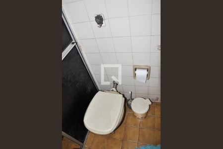 Casa à venda com 150m², 3 quartos e 2 vagasCasa 01 - Banheiro do Social Quarto