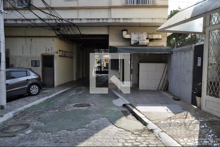 Casa de condomínio à venda com 180m², 4 quartos e 1 vagaÁrea comum