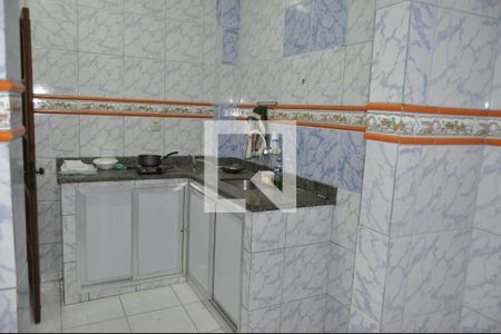 Casa de condomínio à venda com 180m², 4 quartos e 1 vagaCozinha