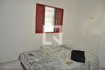 Casa de condomínio à venda com 180m², 4 quartos e 1 vagaQuarto 3