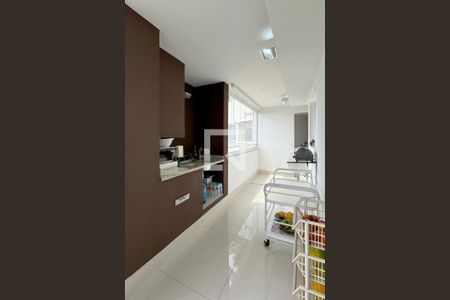 Apartamento à venda com 196m², 4 quartos e 3 vagasVaranda gourmet