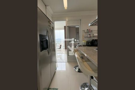 Apartamento à venda com 196m², 4 quartos e 3 vagasCozinha