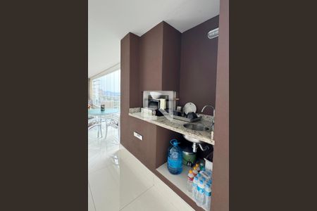 Apartamento à venda com 196m², 4 quartos e 3 vagasVaranda gourmet