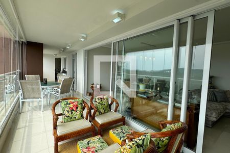 Apartamento à venda com 196m², 4 quartos e 3 vagasVaranda gourmet