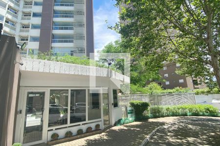 Apartamento à venda com 196m², 4 quartos e 3 vagasFachada