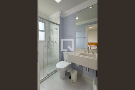 Apartamento à venda com 196m², 4 quartos e 3 vagasBanheiro da Suíte 2