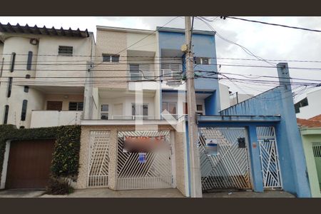 Casa à venda com 194m², 3 quartos e 4 vagasFachada