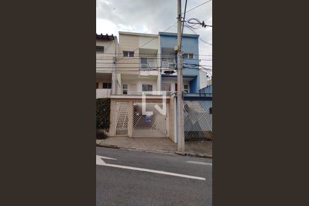 Casa à venda com 194m², 3 quartos e 4 vagasFachada