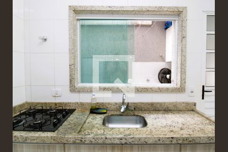 Casa de condomínio para alugar com 55m², 2 quartos e 1 vagaCozinha