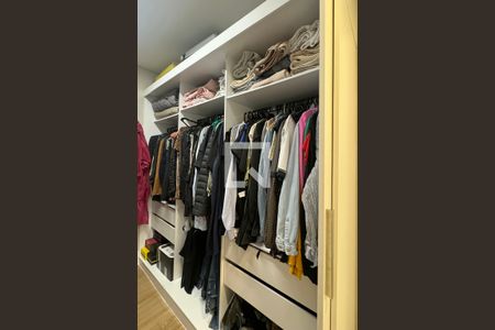 Apartamento para alugar com 95m², 2 quartos e 1 vagaCloset da suíte 1