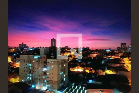 Apartamento à venda com 77m², 2 quartos e 1 vaga Apartamento à venda com 77m², 2 quartos e 1 vagaVista
