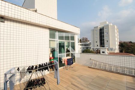 Apartamento à venda com 300m², 5 quartos e 4 vagasCobertura