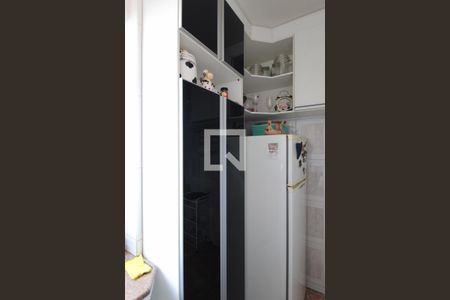 Apartamento à venda com 300m², 5 quartos e 4 vagasCozinha 2