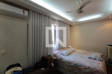 Apartamento à venda com 300m², 5 quartos e 4 vagasSuíte 1