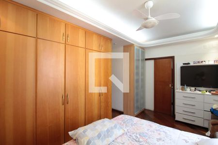 Apartamento à venda com 300m², 5 quartos e 4 vagasSuíte 1