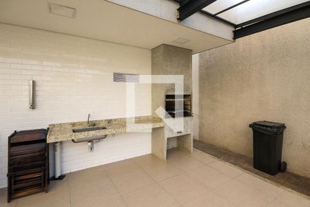 Apartamento à venda com 45m², 2 quartos e sem vagaÁrea comum - Churrasqueira