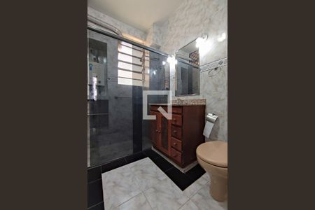 Apartamento à venda com 135m², 4 quartos e sem vaga Apartamento à venda com 135m², 4 quartos e sem vagaBanheiro da suíte