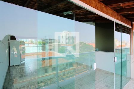 Casa de condomínio à venda com 159m², 2 quartos e 2 vagasTerraço