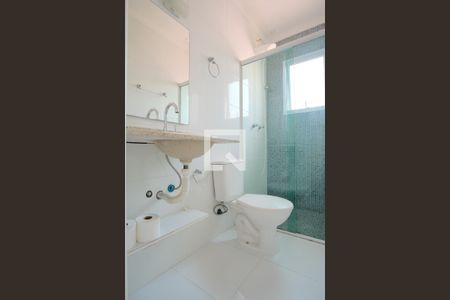 Casa de condomínio à venda com 159m², 2 quartos e 2 vagasBanheiro da Suíte 2