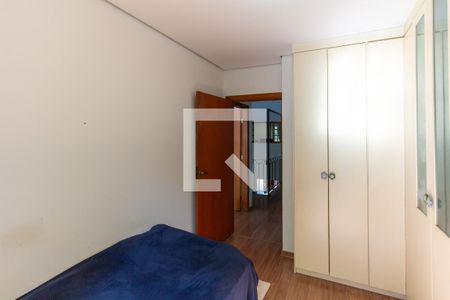 Casa à venda com 192m², 3 quartos e 2 vagasQuarto 2