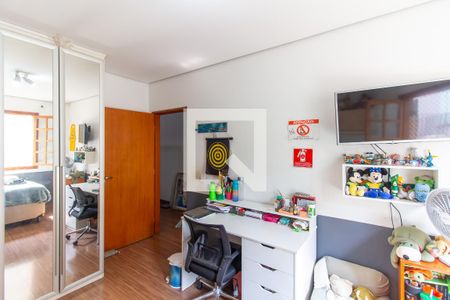 Casa à venda com 192m², 3 quartos e 2 vagasQuarto 3