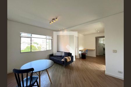 Sala de apartamento para alugar com 2 quartos, 64m² em Mirandópolis, São Paulo