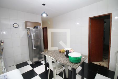 Casa para alugar com 140m², 3 quartos e 2 vagasCozinha