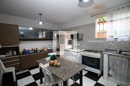 Casa para alugar com 140m², 3 quartos e 2 vagasCozinha