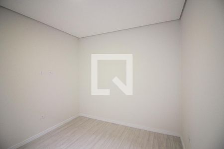 Casa à venda com 175m², 3 quartos e 4 vagasSuíte 2