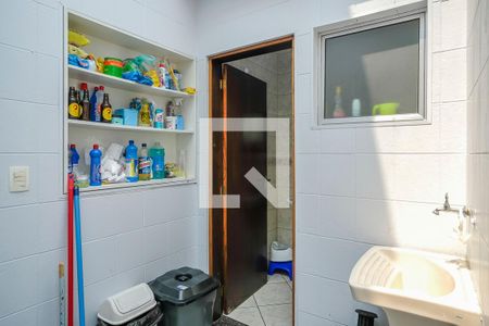 Casa à venda com 185m², 3 quartos e 2 vagasÁrea de serviço