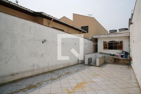 Casa à venda com 185m², 3 quartos e 2 vagasQuintal