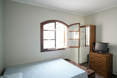 Casa à venda com 185m², 3 quartos e 2 vagasQuarto 1