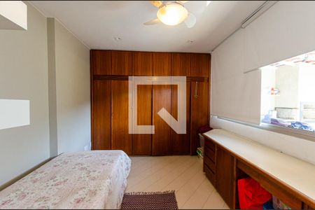 Apartamento à venda com 70m², 3 quartos e 2 vagasQuarto 2