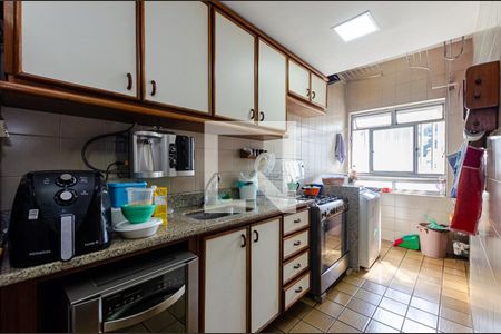 Apartamento à venda com 70m², 3 quartos e 2 vagasCozinha