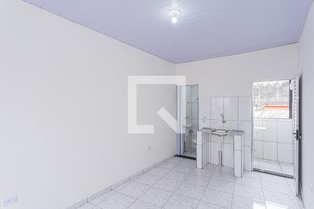Kitnet de casa para alugar com 1 quarto, 28m² em Vila Diva, São Paulo